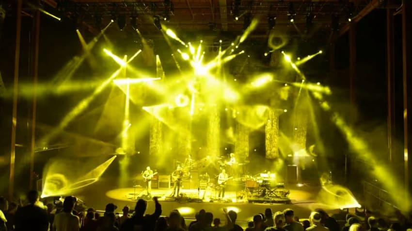 Pro-Shot Video: Umphrey’s McGee Performs ‘The Triple Wide’ At Red Rocks