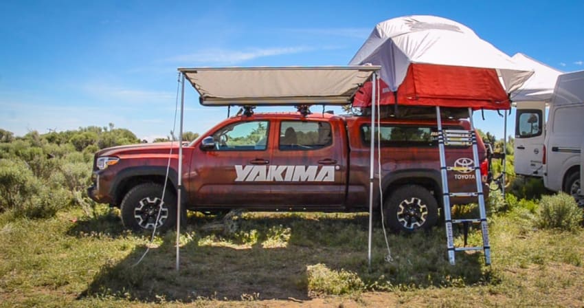 Yakima Pop Up Stage Crop