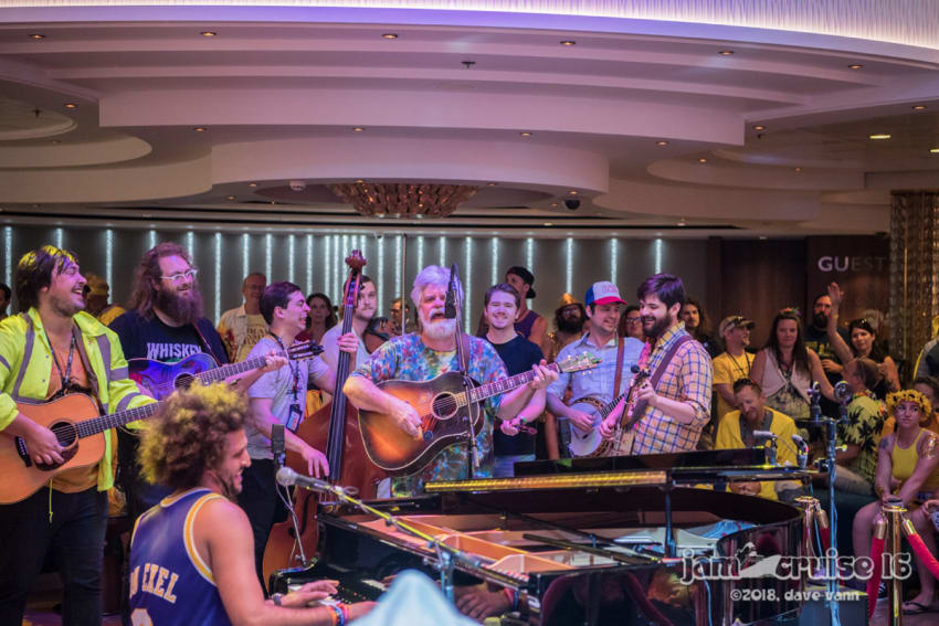 01-19-18_DPV_5596_Jam_Cruise_16_Vince_Herman_Bluegrass_Jam_by_Dave_Vann