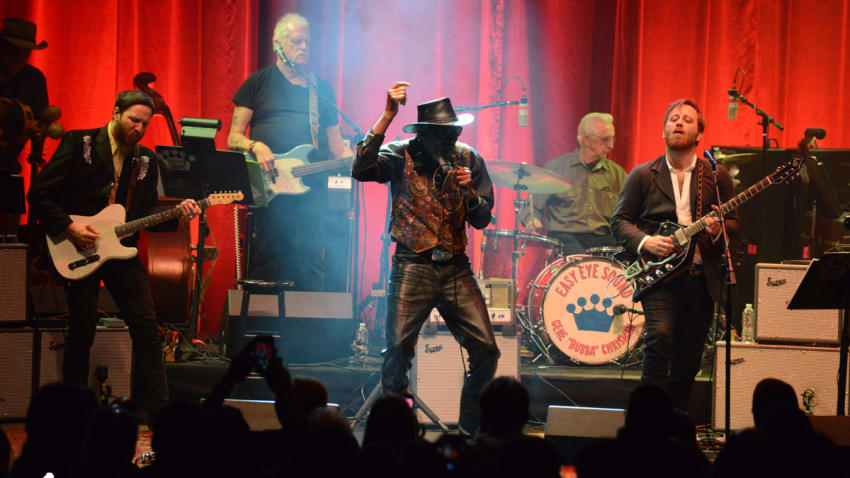 Dan Auerbach Brings Easy Eye Sound Revue To The Capitol Theatre