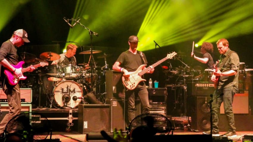 Umphrey's McGee Continues West Coast Run In LA - Photos, Videos & Setlist
