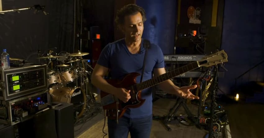 Dweezil Zappa Guitar Rig Screengrab Crop