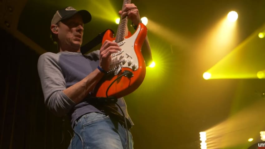 Umphrey’s McGee Shares ‘Den’ From Oakland In 2018 West Coast Tour Recap Video