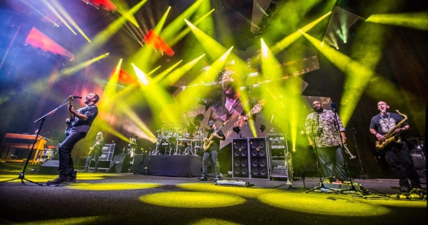 Dave Matthews Band Live 2018 Crop Rodrigo 3