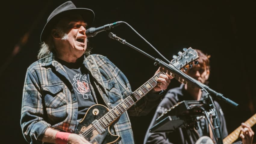 Neil Young & Crazy Horse Detail New Live Album ‘FU##IN’ UP’