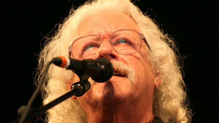 Arlo Guthrie Press Crop