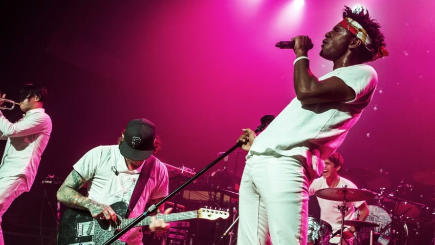 Exclusive Video Premiere: Con Brio Performs 'I Wanna' At Fantasy Studios