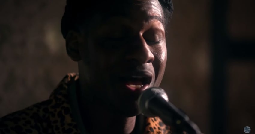 Leon Bridges Cover Room