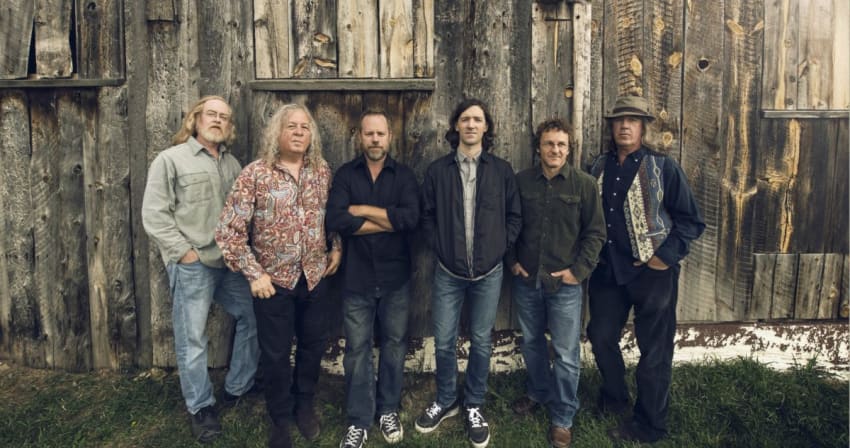 Railroad Earth Press Crop 2018