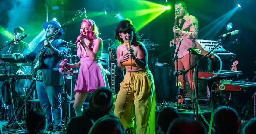 Shira Elias Turkuaz McGuire Crop