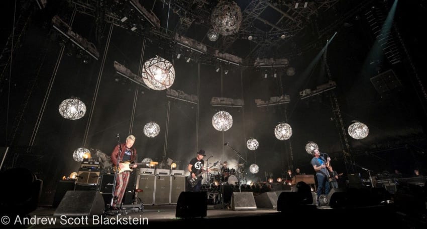 Pearl Jam 2018 Fenway Blackstein Crop