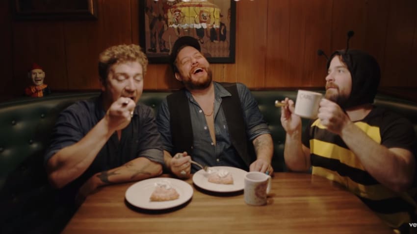 Nathaniel Rateliff & The Night Sweats Share ‘A Little Honey’ Video