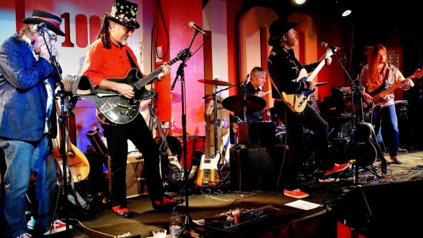 Jamie Williams & the Roots Collective