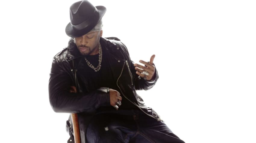 D’Angelo Shares New Single ‘Unshaken’