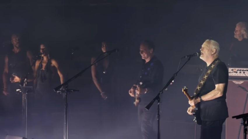 David Gilmour Performs 'Comfortably Numb' At Pompeii In 2016