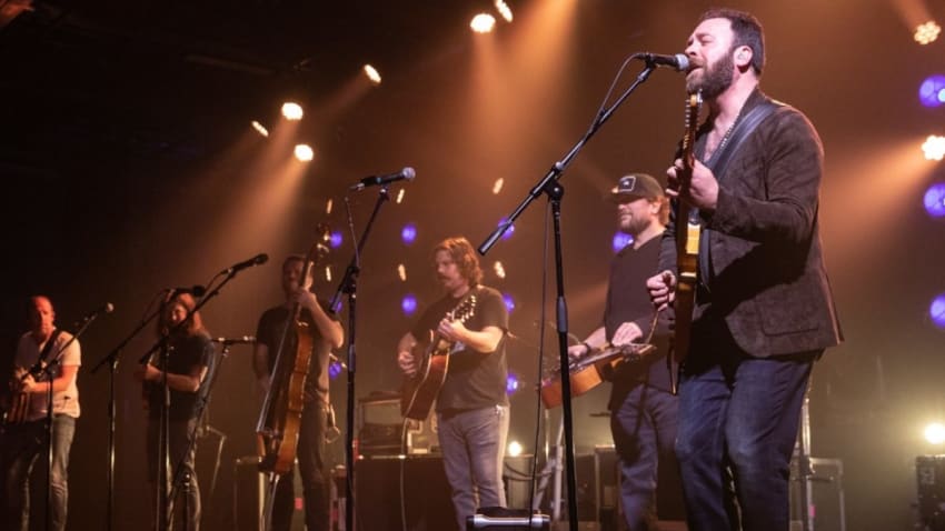 Greensky Bluegrass Recreates Encore From 10 Years Prior & Welcomes Cris Jacobs In Knoxville