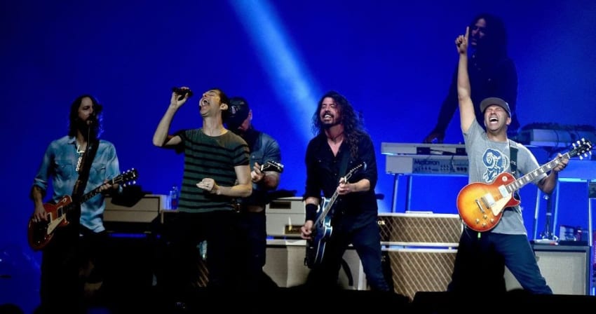 foofighterssuperbowl