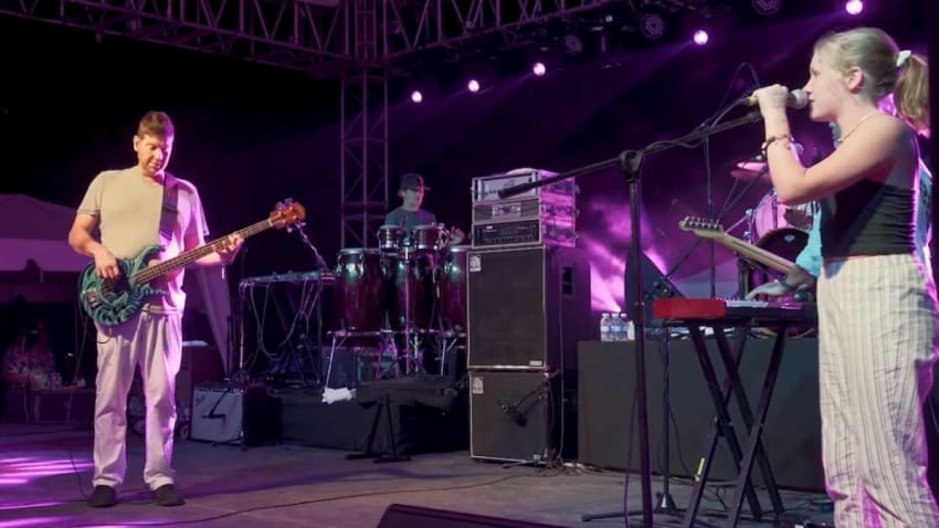 moe. Covers ‘Reelin’ In The Years’ At tropical throe.down: Pro-Shot Video