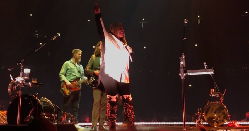 Mumford & Sons Sweet Home Chicago Sharon Lewis