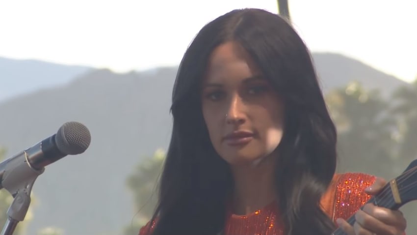 Kacey Musgraves Performs ‘Slow Burn’ At Coachella: Pro-Shot Video