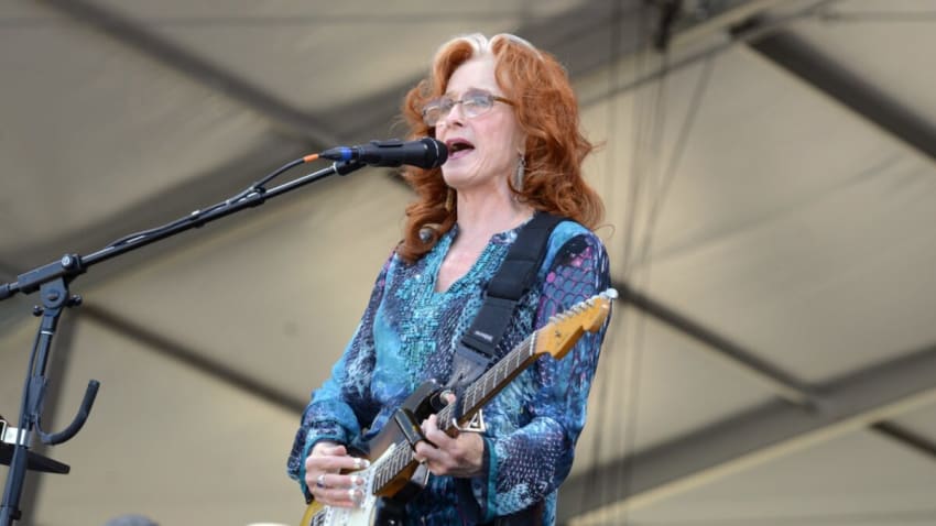 Just Like That: Bonnie Raitt Confirms Fall 2023 North American Tour Dates