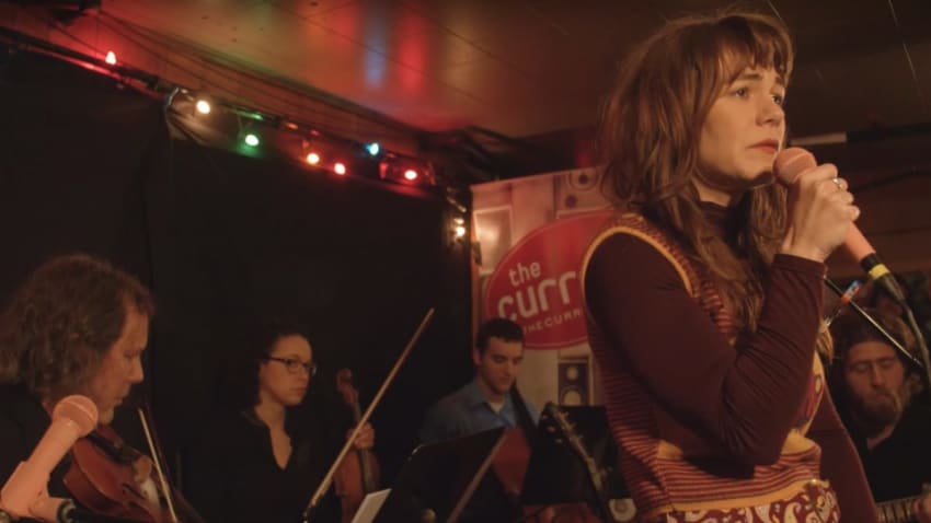 Jenny Lewis Performs Microshow For ‘The Current’: Pro-Shot Video