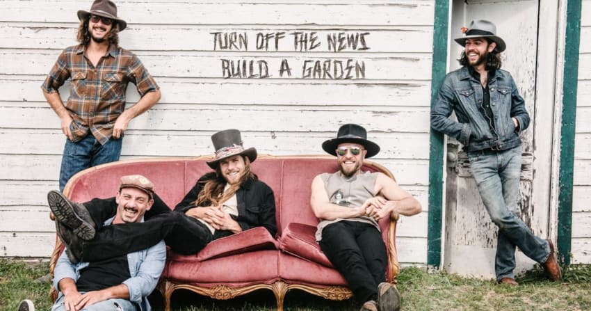 Lukas Nelson Turn Off The News Build A Garden