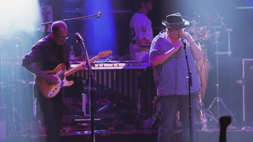 moe. & John Popper Perform ‘Blue Jeans Pizza’ At Beacon Theatre: Pro-Shot Video