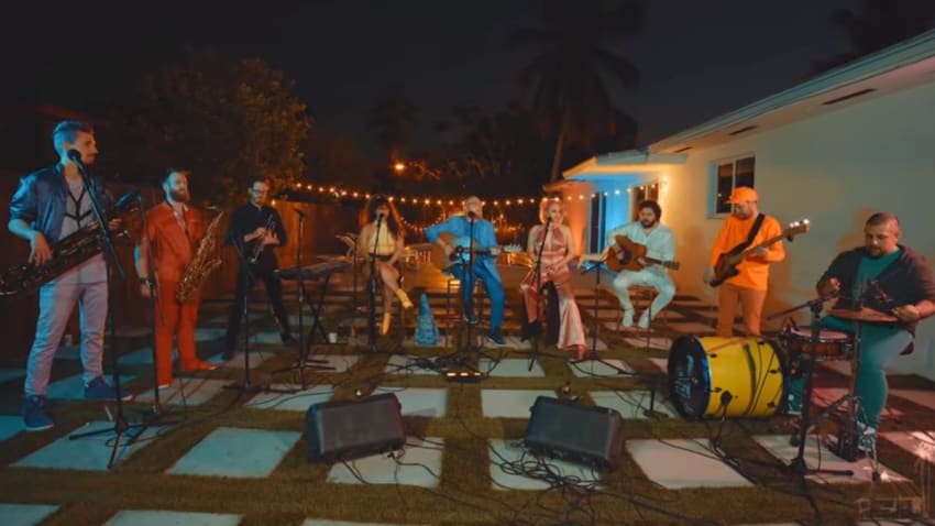 Turkuaz Performs Acoustic 'Desert Island' For 'Sugarshack Sessions'