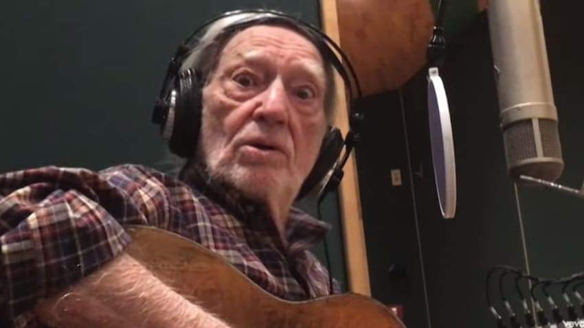 Willie Nelson Unveils 'It's Hard To Be Humble' Video