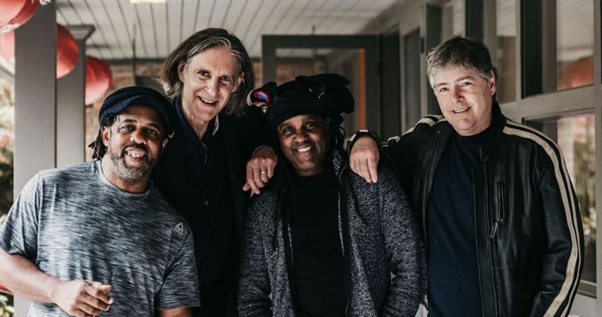 Bela Fleck Flecktones Press July 2019