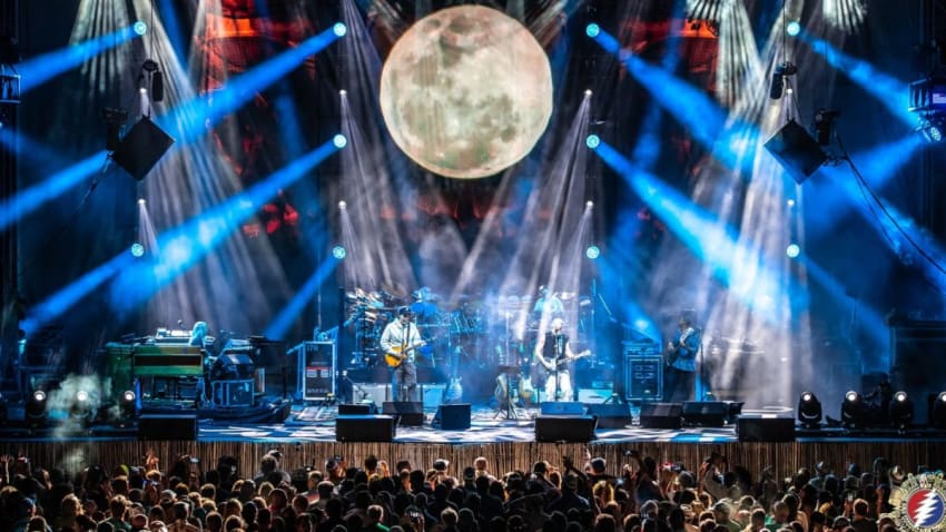 Dead & Company Offers Playing In The Sand 2022 Refunds