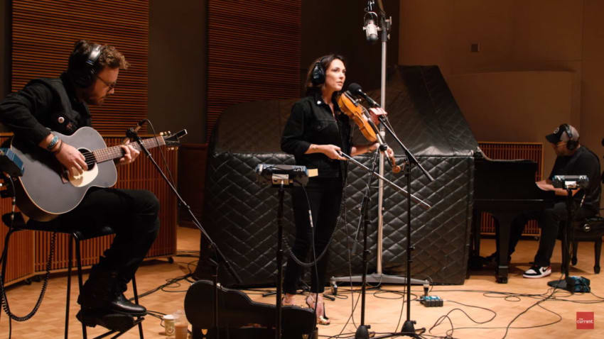 Amanda Shires Performs For The Current