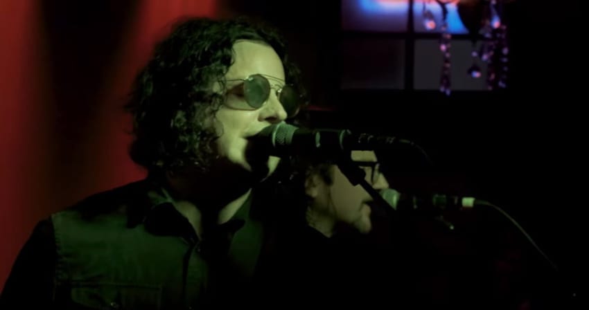 Raconteurs NYC Video Jack White