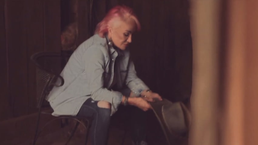 Tanya Tucker Shares ‘The House That Built Me’ Video