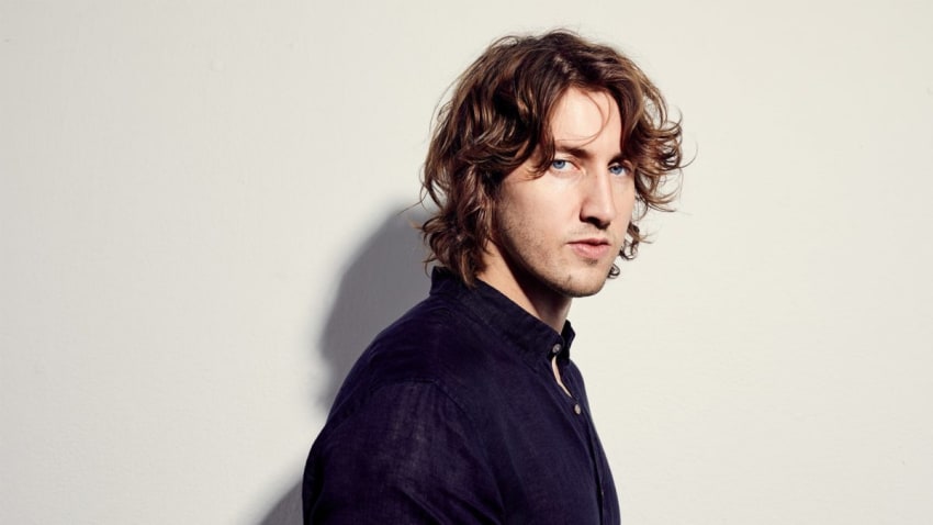 Dean Lewis