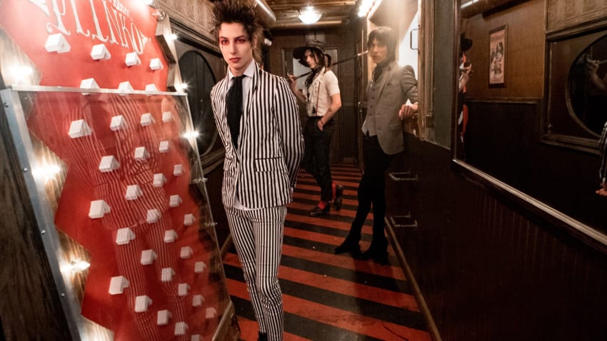Palaye Royale