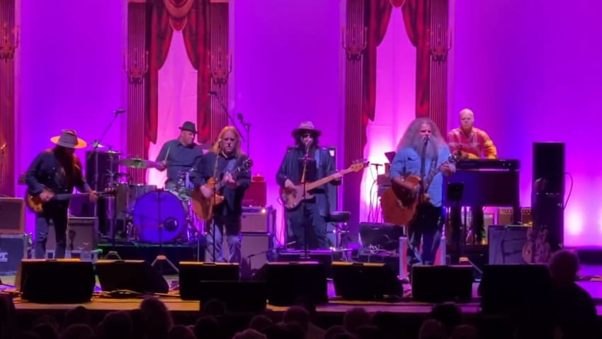 Warren Haynes, John Medeski, Lukas Nelson & More Begin The Last Waltz Tour 2019 In Port Chester