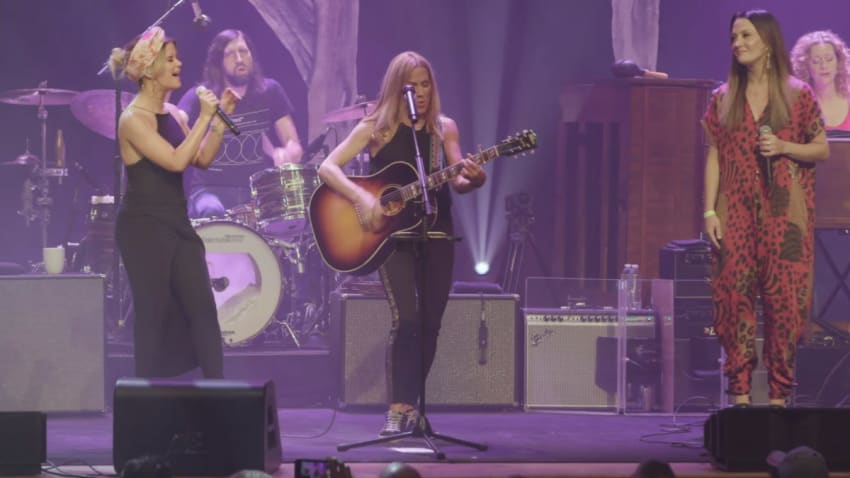 Sheryl Crow, Maren Morris & Natalie Hemby Perform ‘Prove You Wrong’ Live At The Ryman