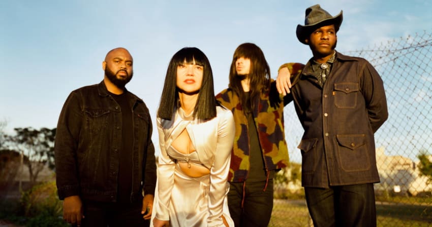 Khruangbin Leon Bridges Pooneh Ghana 2