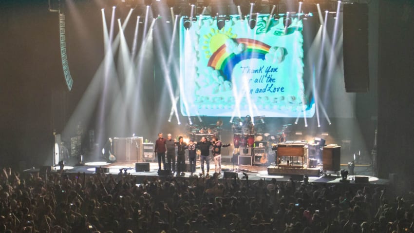 The String Cheese Incident Fits Bust Outs Into 25th Anniversary Celebration Finale In Denver