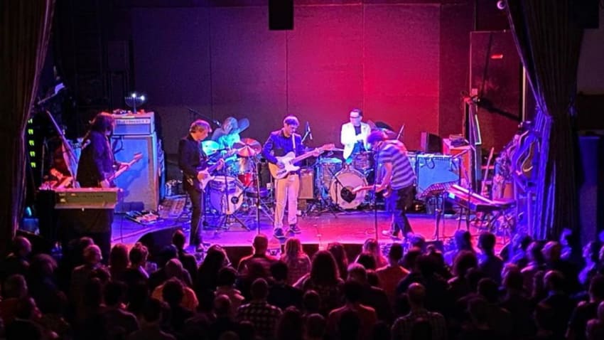 Steve Gunn, William Tyler, Fred Armisen & More Join Yo La Tengo In New York City