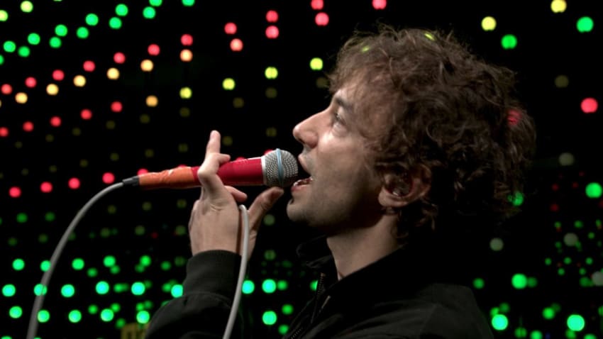 Albert Hammond Jr - Strangers (Live on KEXP)