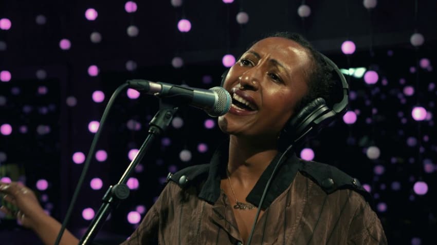 Alsarah & The Nubatones - Men Ana (Live on KEXP)