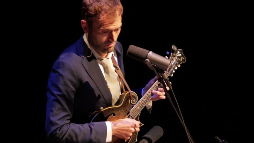 Partita in B flat major: Allemande (J.S. Bach, Glenn Gould) - Chris Thile, Chris Eldridge