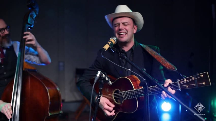 Barnstar! - "Believer" (TELEFUNKEN Live From The Lab)