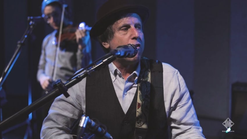 Deadgrass - "Walls" (Tom Petty Cover) (TELEFUNKEN Live From The Lab)