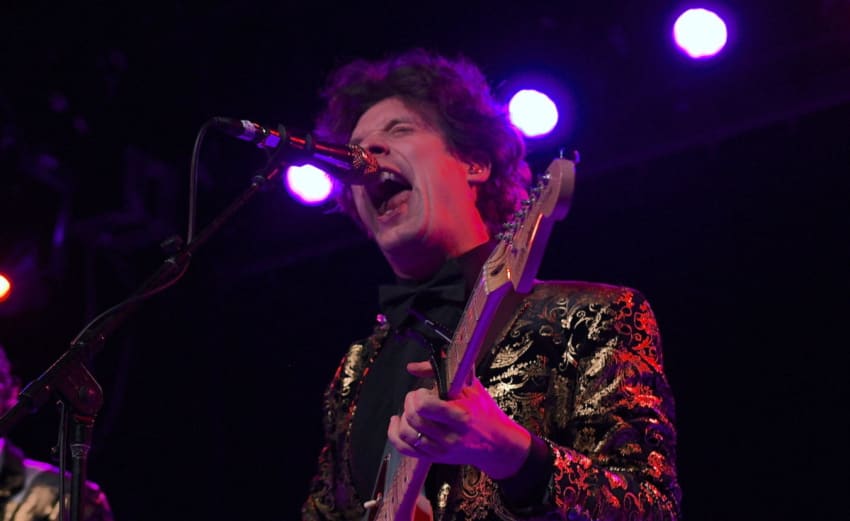 Deer NYE Tick
