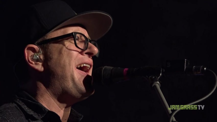 The Infamous Stringdusters - Don't Mean Nothin' - Turner Hall Ballroom 2/15/18