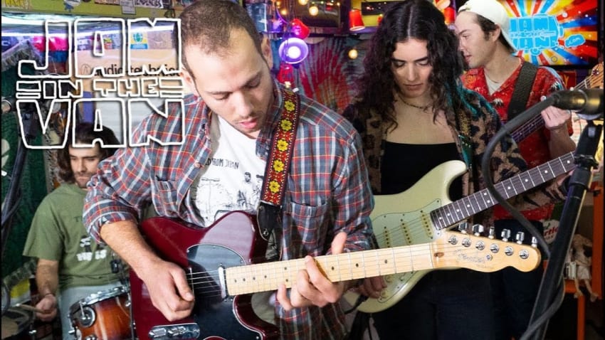 THE GOOMS - "Late Night Phone Calls" (Live at JITV HQ in Los Angeles, CA 2019) #JAMINTHEVAN